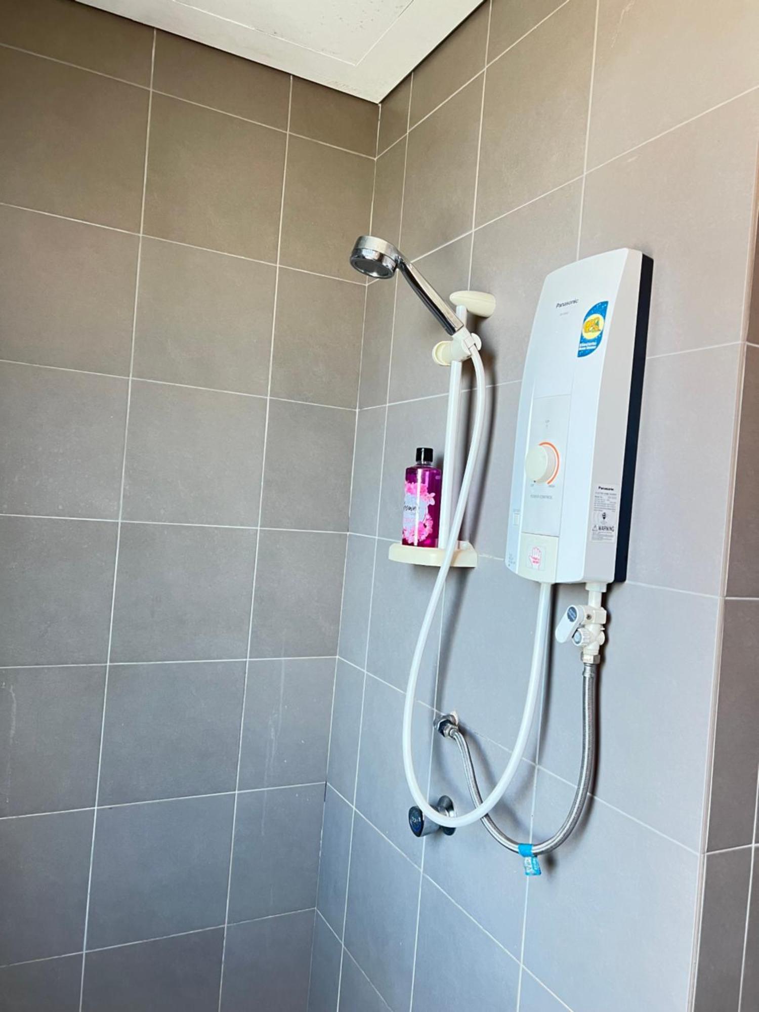 Summer Suites Victory House クアラルンプール エクステリア 写真